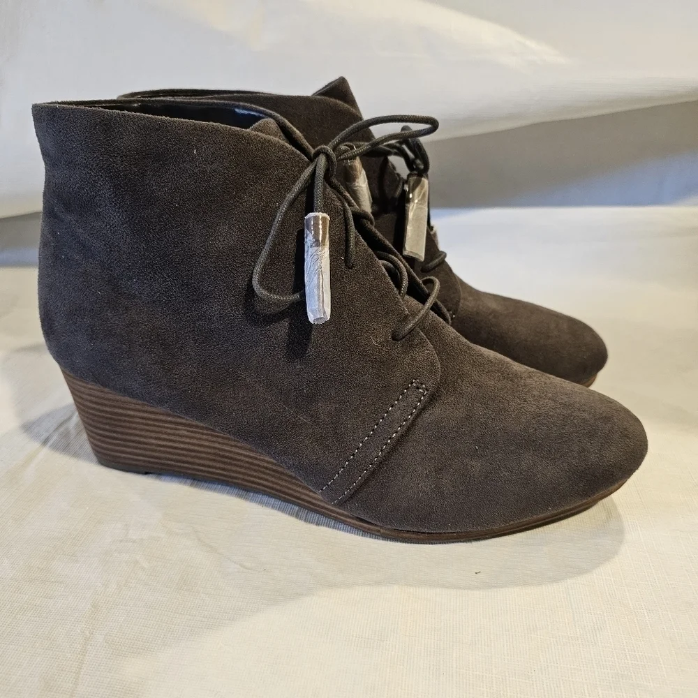 DR. Scholl's Dakota Wedge Bootie sz 11 W NEW - Picture 7 of 16